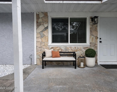 306 Palm Avenue - Photo Thumbnail 1