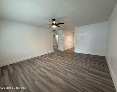 306 Palm Avenue - Photo Thumbnail 3