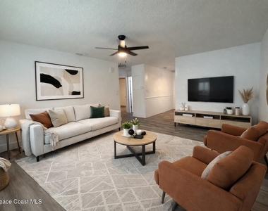 306 Palm Avenue - Photo Thumbnail 2