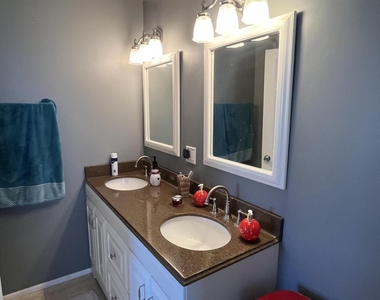 190 Seawind Drive - Photo Thumbnail 15