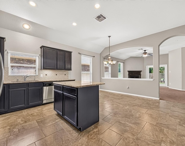 7471 Durango Creek Drive - Photo Thumbnail 11