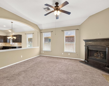 7471 Durango Creek Drive - Photo Thumbnail 10