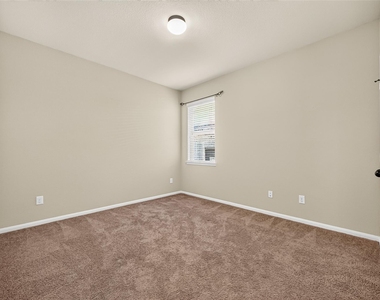 7471 Durango Creek Drive - Photo Thumbnail 24