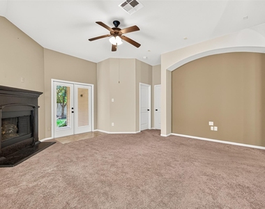 7471 Durango Creek Drive - Photo Thumbnail 8