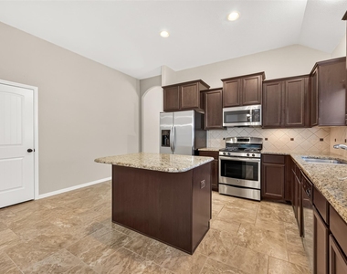 7471 Durango Creek Drive - Photo Thumbnail 14