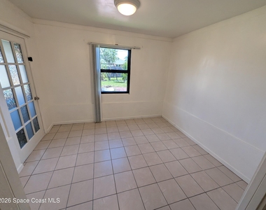 239 Americana Boulevard Nw - Photo Thumbnail 4
