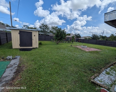 239 Americana Boulevard Nw - Photo Thumbnail 14