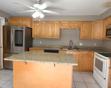 5901 Aires Avenue - Photo Thumbnail 8