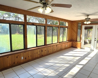 5901 Aires Avenue - Photo Thumbnail 20