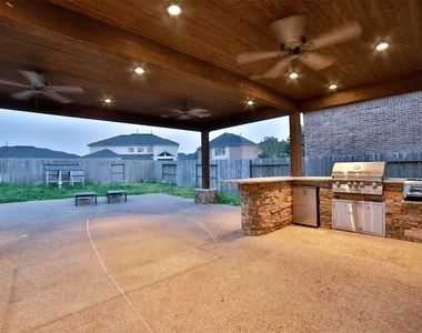 2403 Haven Hill Drive - Photo Thumbnail 5