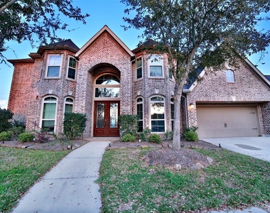 2403 Haven Hill Drive - Photo Thumbnail 2