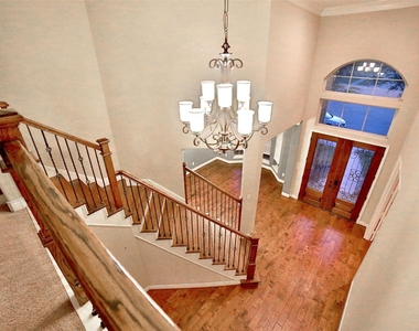 2403 Haven Hill Drive - Photo Thumbnail 12