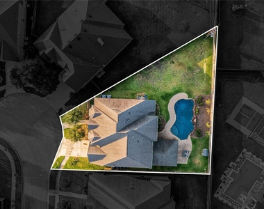2403 Haven Hill Drive - Photo Thumbnail 9