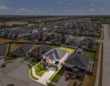 3815 Favor Forest Court - Photo Thumbnail 25