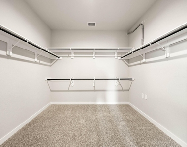 3815 Favor Forest Court - Photo Thumbnail 12