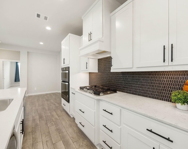 3815 Favor Forest Court - Photo Thumbnail 6