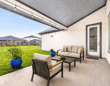3815 Favor Forest Court - Photo Thumbnail 21