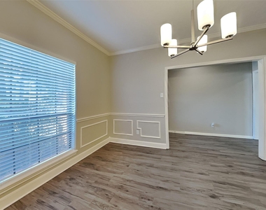 18426 Big Cypress Drive - Photo Thumbnail 6