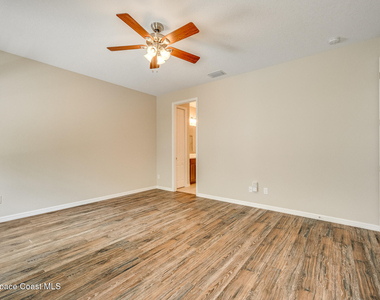 5748 Tamarac Drive - Photo Thumbnail 27
