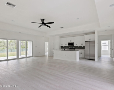 746 Harriet Avenue Sw - Photo Thumbnail 4