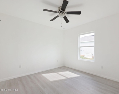 746 Harriet Avenue Sw - Photo Thumbnail 14