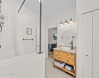 121 Algonquin Terrace - Photo Thumbnail 25