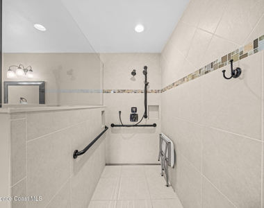 121 Algonquin Terrace - Photo Thumbnail 15