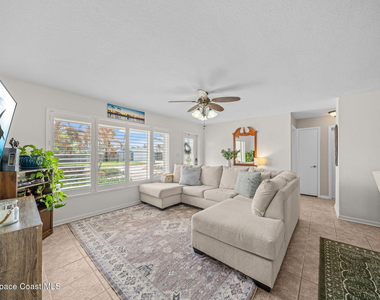 121 Algonquin Terrace - Photo Thumbnail 4