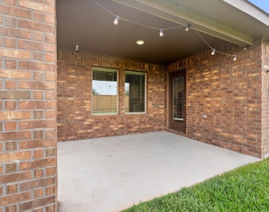 3518 Sicily Island Lane - Photo Thumbnail 4