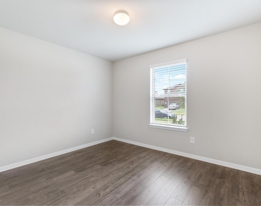 3518 Sicily Island Lane - Photo Thumbnail 9