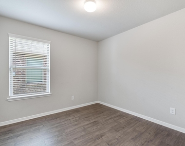 3518 Sicily Island Lane - Photo Thumbnail 11