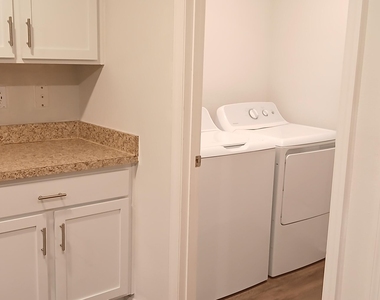 3292 Warsaw Avenue Se - Photo Thumbnail 9
