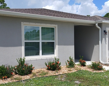 3292 Warsaw Avenue Se - Photo Thumbnail 1