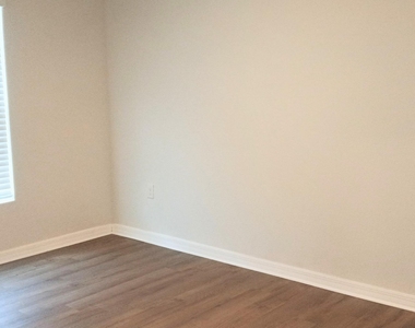 3292 Warsaw Avenue Se - Photo Thumbnail 22