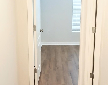 3292 Warsaw Avenue Se - Photo Thumbnail 16