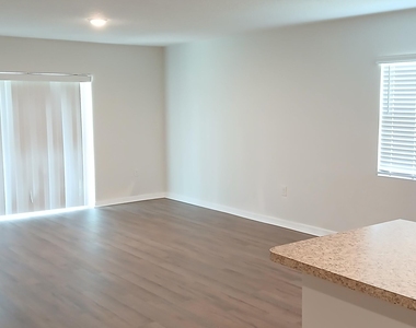 3292 Warsaw Avenue Se - Photo Thumbnail 11