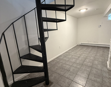 1399 Greene Avenue - Photo Thumbnail 15