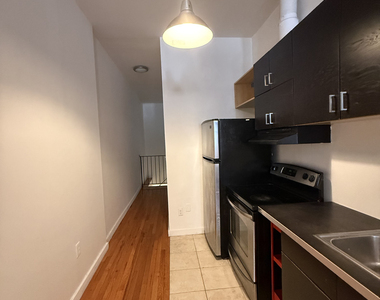 1399 Greene Avenue - Photo Thumbnail 3