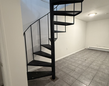 1399 Greene Avenue - Photo Thumbnail 12