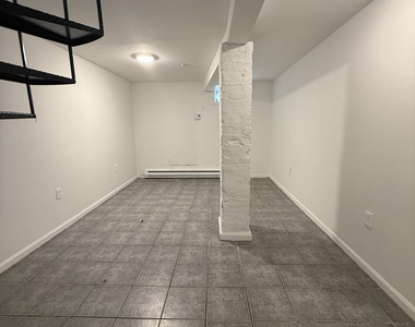 1399 Greene Avenue - Photo Thumbnail 14