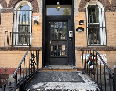 1399 Greene Avenue - Photo Thumbnail 17