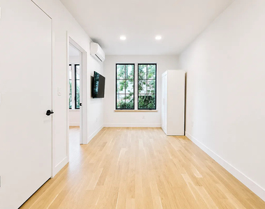 25-11 34th Street - Photo Thumbnail 9