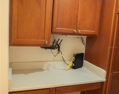 904 Brookside Drive - Photo Thumbnail 4