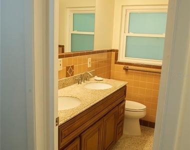 904 Brookside Drive - Photo Thumbnail 32