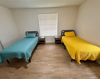 780 26th Avenue S - Photo Thumbnail 18