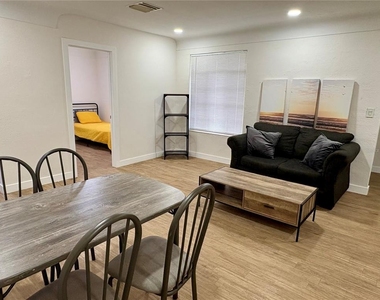 780 26th Avenue S - Photo Thumbnail 5