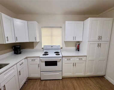 780 26th Avenue S - Photo Thumbnail 10