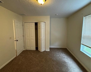 16330 Birchwood Way - Photo Thumbnail 34