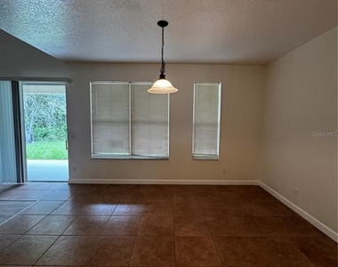 16330 Birchwood Way - Photo Thumbnail 17