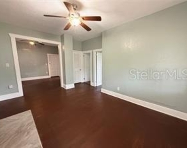 814 E Indiana Avenue - Photo Thumbnail 5